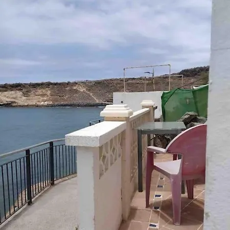 Claudia Puertito De Adeje - 2 Bedrooms, 70mq, On The アデヘ