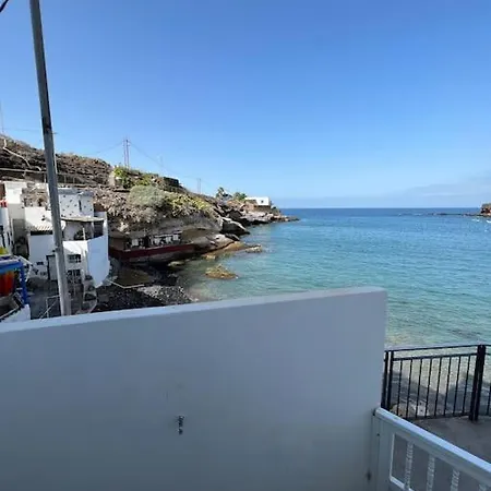 Claudia Puertito De Adeje - 2 Bedrooms, 70mq, On The Apartment *